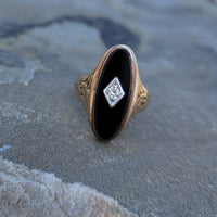 14k gold vintage Deco  black ONYX & diamond Ring