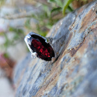 14k white gold Art Deco Garnet filigree Ring