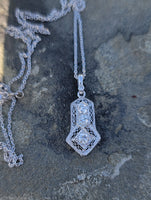 14k white gold Deco c.1920's filigree diamond pendant necklace