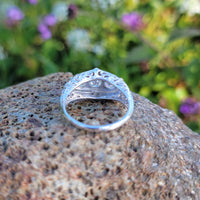 18k gold white gold c.1920's filigree 3 diamond ring