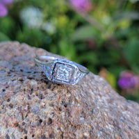 14k gold white gold c.1920's filigree diamond ring - apx .14ct