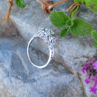18k white gold diamond & pink sapphire heart c.1920's filigree Ring