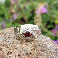 14k gold two tone vintage garnet Masonic Freemason Ring