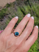 18ct gold two tone blue Zircon bezel estate ring