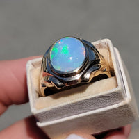 10k yellow gold opal estate ring