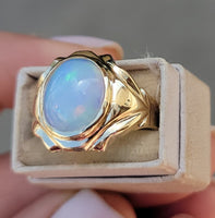 10k yellow gold opal estate ring