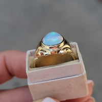 10k yellow gold opal estate ring