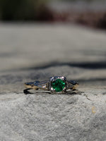 14k gold  two tone Emerald & Diamond estate c.30s ring