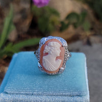 14k gold c.1920's filigree carved shell cameo ring