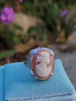 14k gold c.1920's filigree carved shell cameo ring