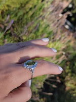 14k white gold c.1920's c.1930's Deco filigree marquise peridot ring