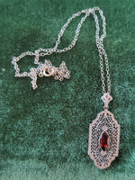 10k white gold c.1920's filigree garnet pendant necklace