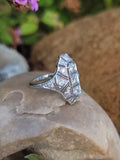 platinum Art Deco c.1920's filigree diamond glove shield ring