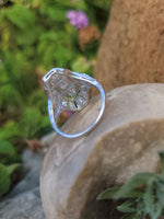 platinum Art Deco c.1920's filigree diamond glove shield ring