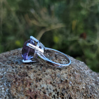 14k white gold amethyst solitaire estate cocktail ring