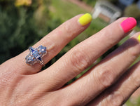 18k white gold diamond & sapphire estate Art Deco c.20-30's filigree glove shield ring