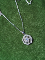 14k white gold Deco c.1920's filigree diamond pendant necklace