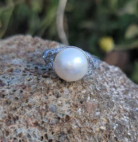 Platinum Edwardian mabe pearl & diamond filigree antique ring
