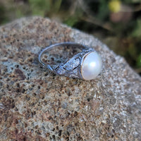 Platinum Edwardian mabe pearl & diamond filigree antique ring