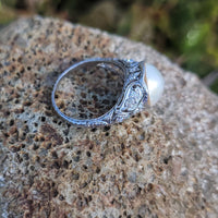 Platinum Edwardian mabe pearl & diamond filigree antique ring