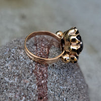 18k gold Garnet cluster estate ring