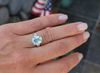 14k white gold oval aquamarine & diamond estate ring