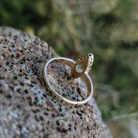 18ct gold rose cut diamond early Victorian navette glove shield ring