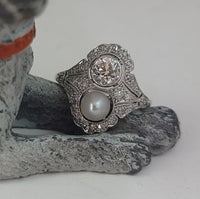 Platinum Diamond & Pearl estate Art Deco c.1920's filigree Ring
