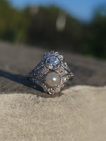 Platinum Diamond & Pearl estate Art Deco c.1920's filigree Ring