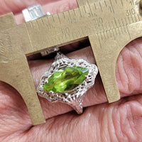 14k white gold c.1920's c.1930's Deco filigree marquise peridot ring