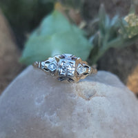 14k gold two tone 3 diamond estate Deco c.1930's ring