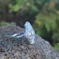 platinum Art Deco c.1920's filigree diamond glove shield ring