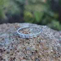 18k white gold engraved 5 diamond vintage wedding floral band