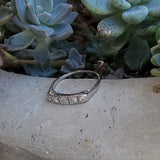 14k white gold 5 diamond Art Deco estate band- apx .25ct tw