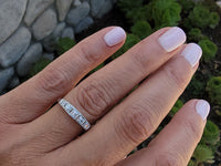 14k white gold 5 diamond Art Deco estate band- apx .25ct tw