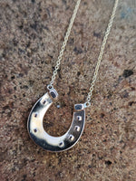 14k gold horseshoe pearl necklace pendant