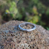 14k gold 2.5mm vintage engraved wedding band
