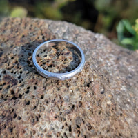 14k gold 2.5mm vintage engraved wedding band