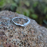 platinum 8 diamond estate curved band