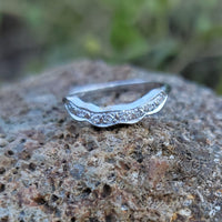 platinum 8 diamond estate curved band