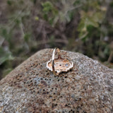 14k gold two diamond Art Deco c1930's filigree glove shield ring