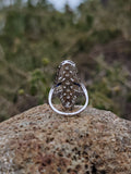 18k white gold diamond & sapphire estate Art Deco c.20-30's filigree glove shield ring