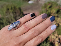 18k white gold diamond & sapphire estate Art Deco c.20-30's filigree glove shield ring