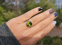 14k white gold vintage oval Peridot filigree ring