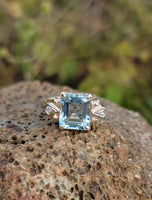 14k gold two tone Art Deco Aquamarine & Diamond estate Ring