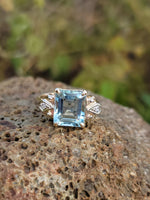 14k gold two tone Art Deco Aquamarine & Diamond estate Ring