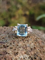 14k gold two tone Art Deco Aquamarine & Diamond estate Ring