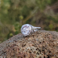 18k white gold c.1920's filigree diamond ring - apx .23ct tw