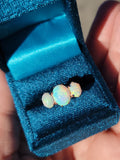 10k gold Victorian 3 opal estate ring