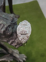 14k gold white gold c.1930's - 1940'sDeco antique diamond ring - apx .15ct tw